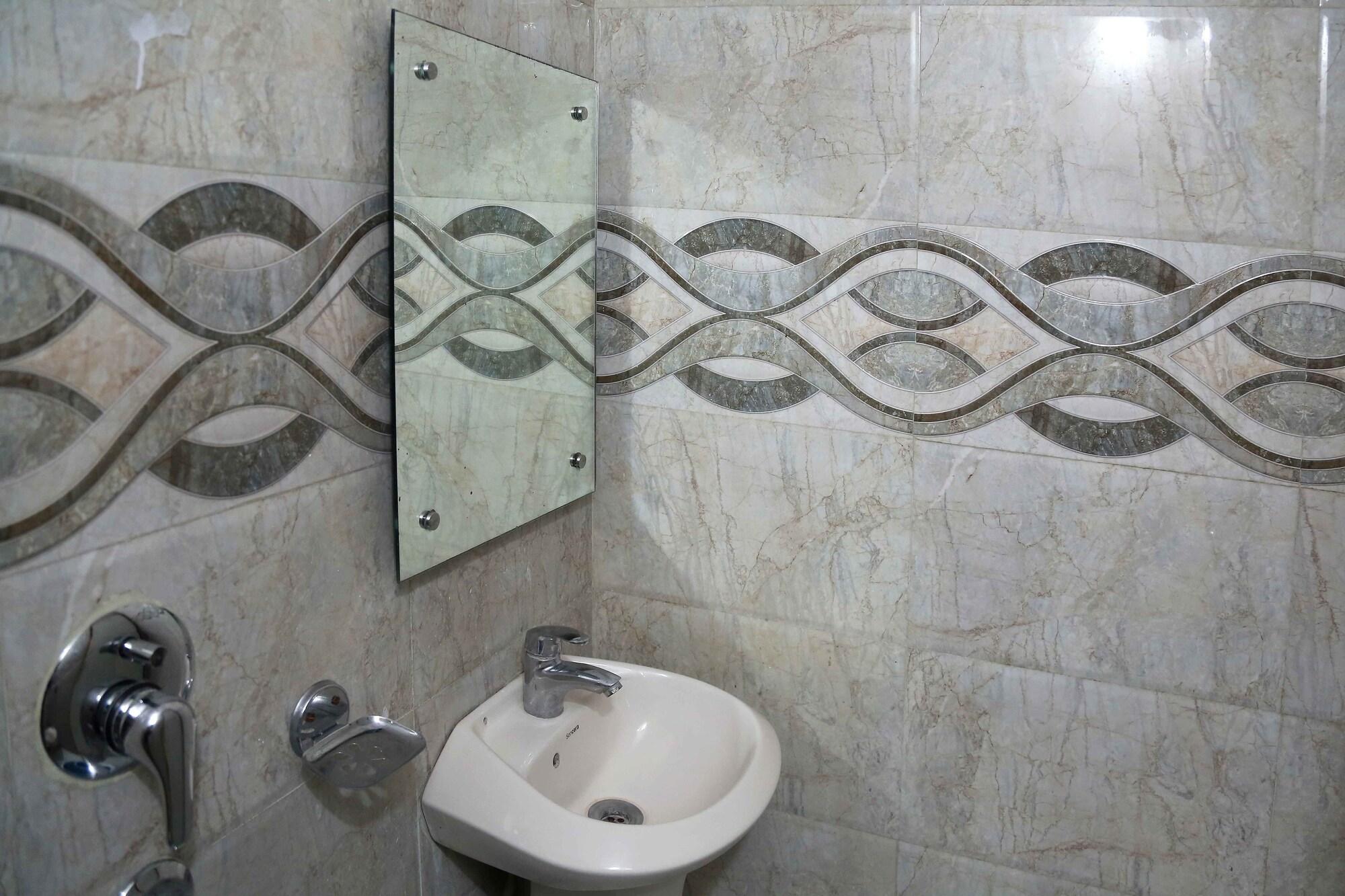 Hotel Shivam International - A Well Hygiene Property All Staff Vaccinated " New Delhi Exterior foto