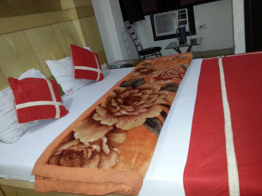 Hotel Shivam International - A Well Hygiene Property All Staff Vaccinated " New Delhi Cameră foto