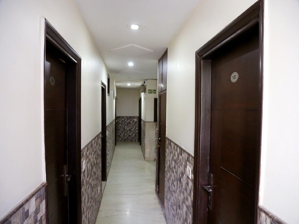 Hotel Shivam International - A Well Hygiene Property All Staff Vaccinated " New Delhi Exterior foto
