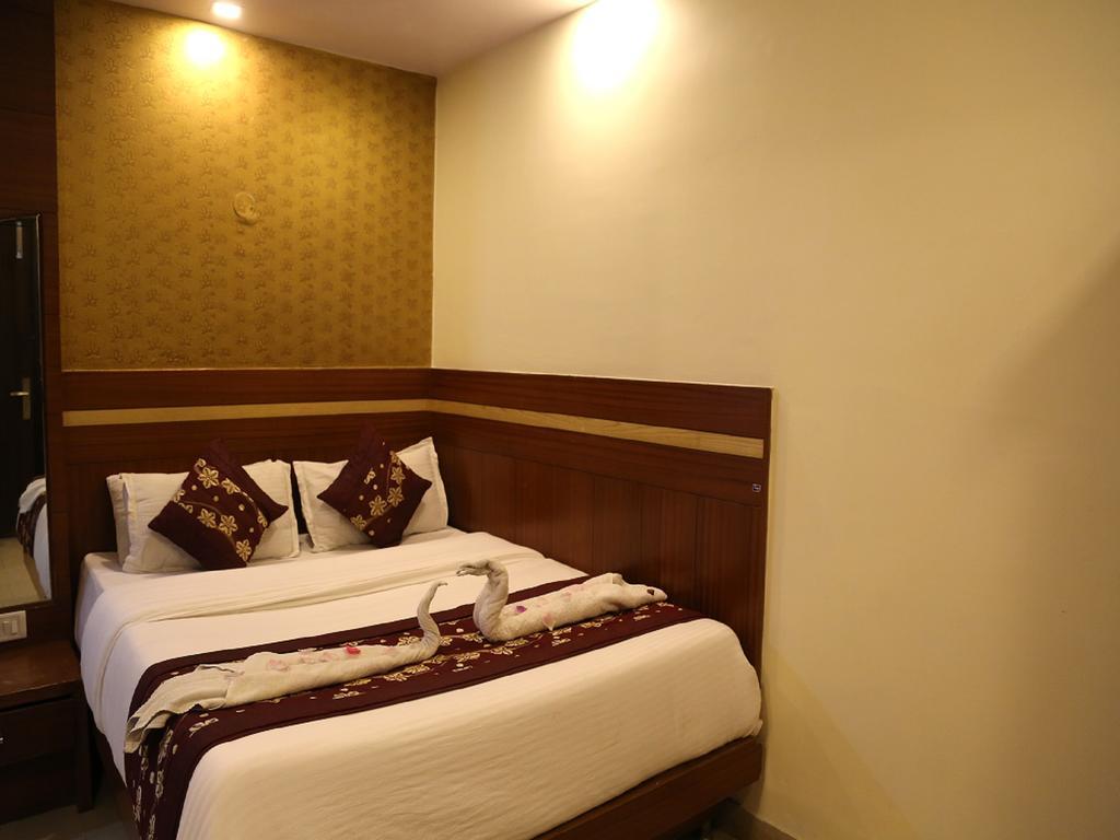 Hotel Shivam International - A Well Hygiene Property All Staff Vaccinated " New Delhi Exterior foto